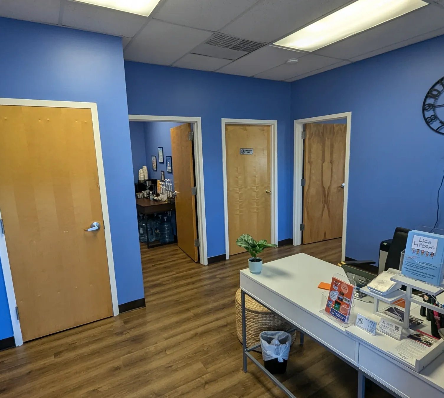 Reception area at Lice Lifters of Mercer County in Princeton, NJ